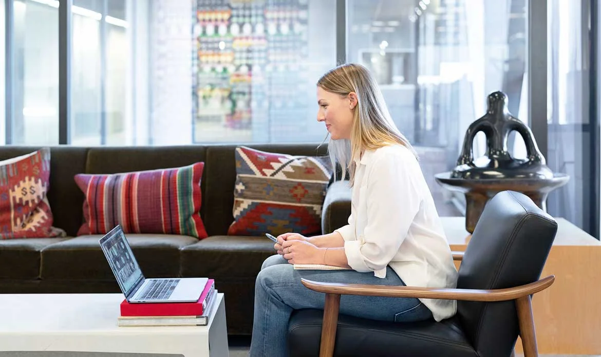 Important Elements of a Virtual Assistant Theme